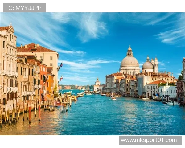 土耳其国门祝贺恰尔汗奥卢百场里程碑期待未来更多辉煌成就